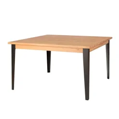 Table à manger carrée en chêne massif 140x140xm - Manny